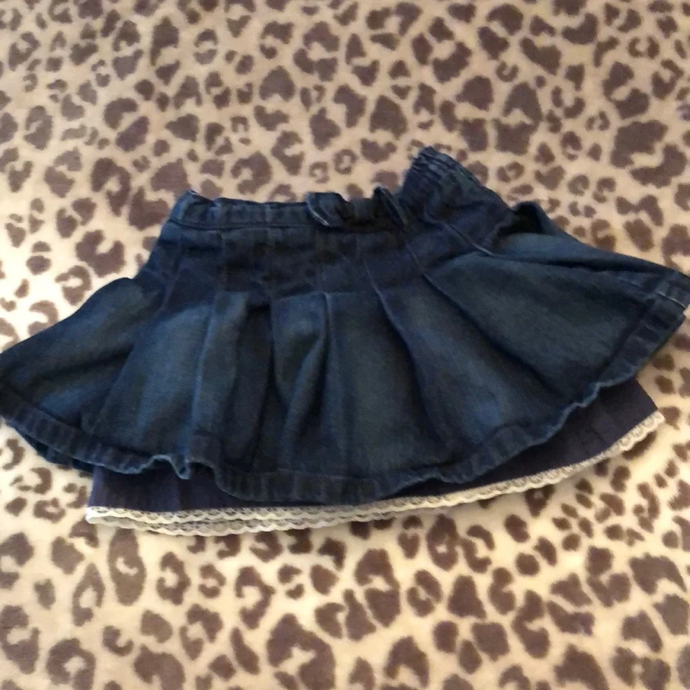 2006 babyGap Dark Blue Pleated Denim Skirt with Liner Lace Size 18-24 Months